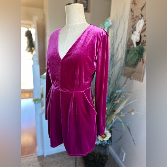 Candies Magenta Pink Velvet Romper - Picture 3 of 12